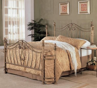Coaster Sydney Queen Iron Bed in Antique Brushed Gold