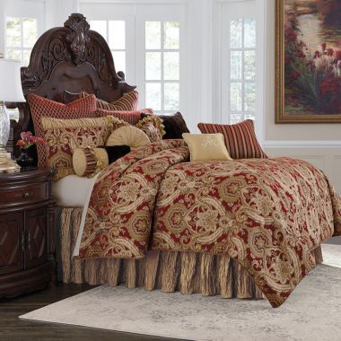 AICO Michael Amini Lafayette 12pc Queen Comforter Set, Red